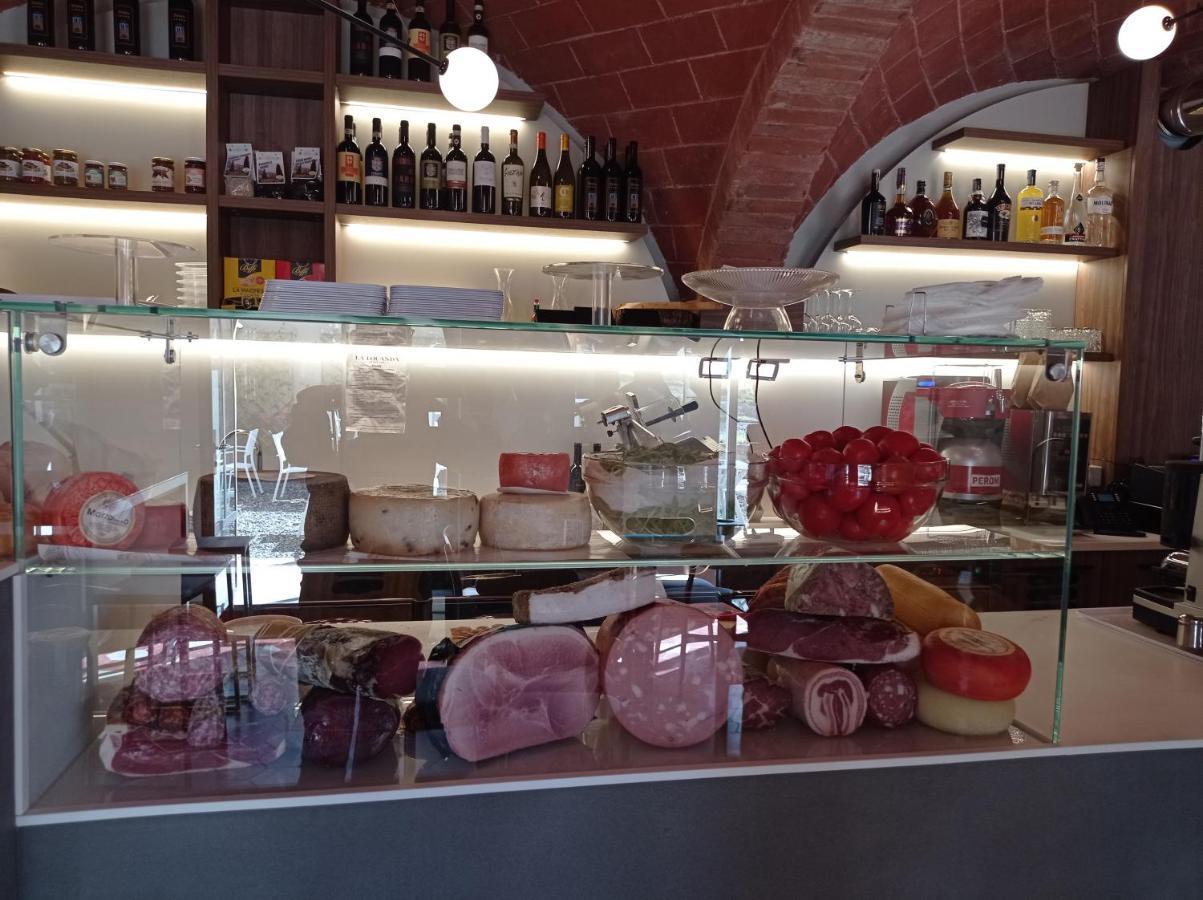 La Locanda Di Petriolo Monticiano Bagian luar foto