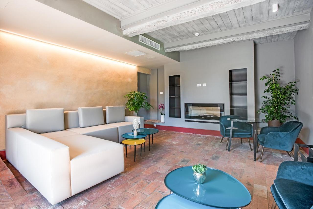 La Locanda Di Petriolo Monticiano Bagian luar foto